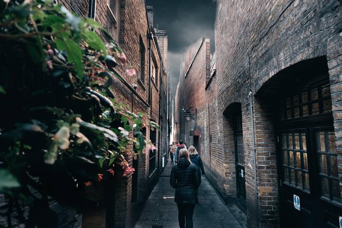 The Original Harry Potter Film Locations Tour : with Boat Ride - Borough Market adds a taste of everyday London
