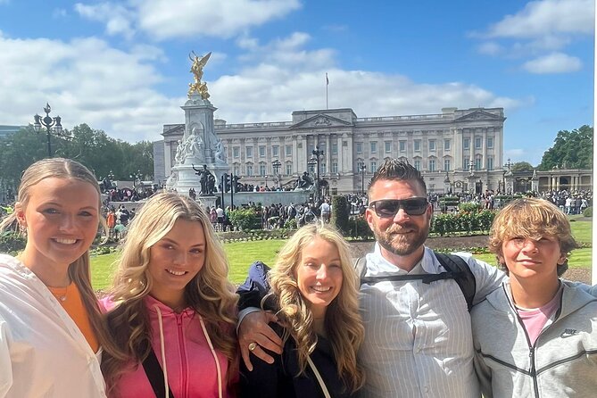 The Ultimate 6-hour Private Tour of London in an Iconic Black Cab - From Trafalgar Square to the City’s old streets