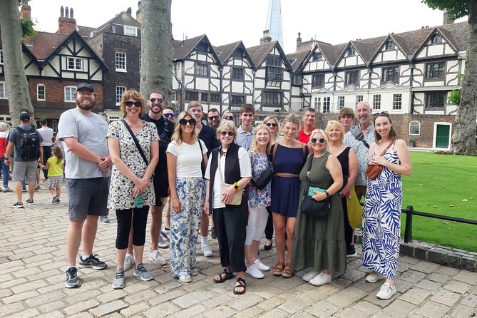 VIP Early Access: Opening Ceremony Tower of London & Bridge Entry - Crown Jewels before the queues build