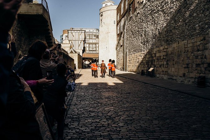 VIP Early Access Opening Ceremony Tower of London & River Cruise - Tower Walls, Edward I’s bedroom and the ravens