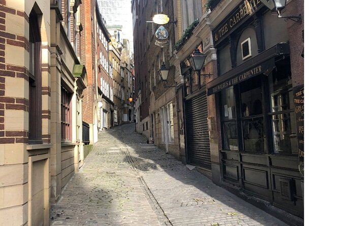 Walking Tours - Sights of London- price includes upto 10 people - What the two-hour format means