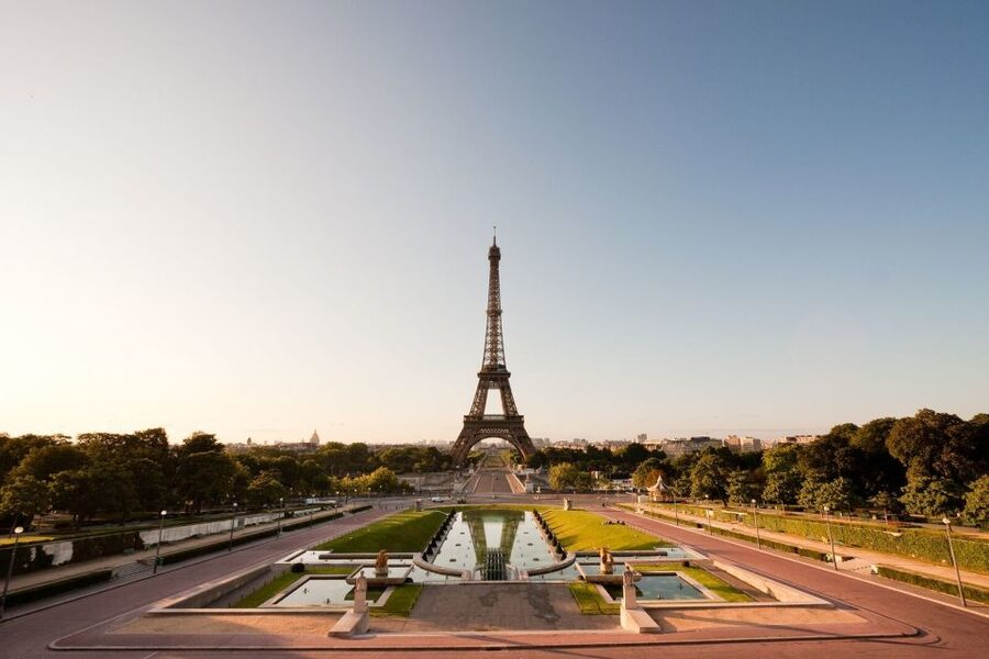 Welcome to Paris Day Trip from London via Train - The day at a glance