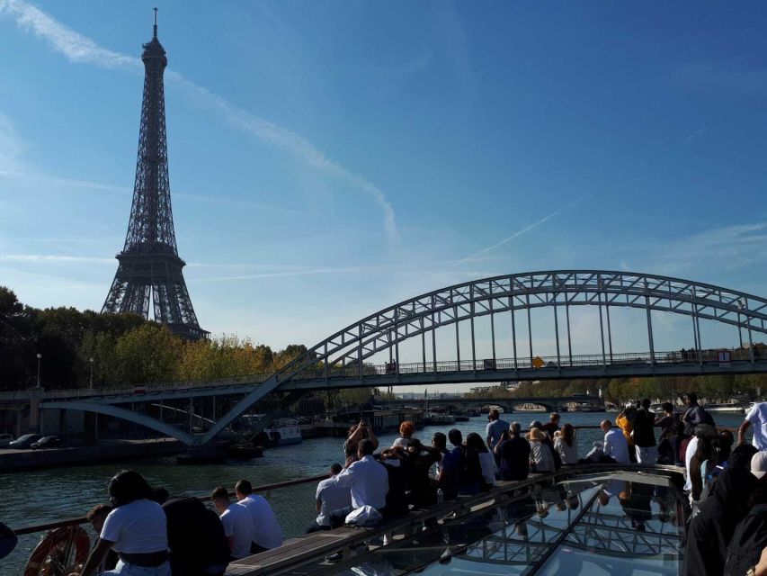 Welcome to Paris Day Trip from London via Train - Leaving London before the city wakes