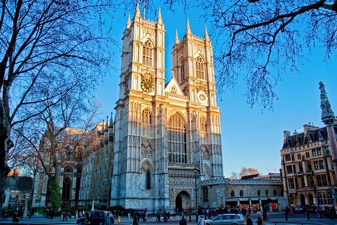 Westminster Guided Walking Tour with Abbey Entry - What the guides add, and what they cannot control