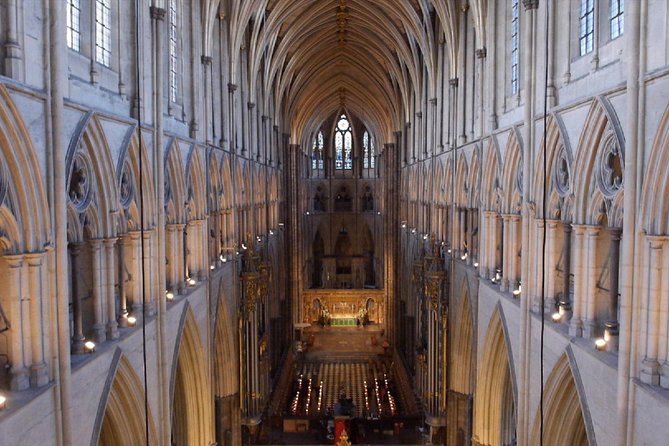 Westminster Guided Walking Tour with Abbey Entry - Trafalgar Square and Horse Guards Parade