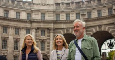 Westminster to Tower Bridge Customized Tour with a Local