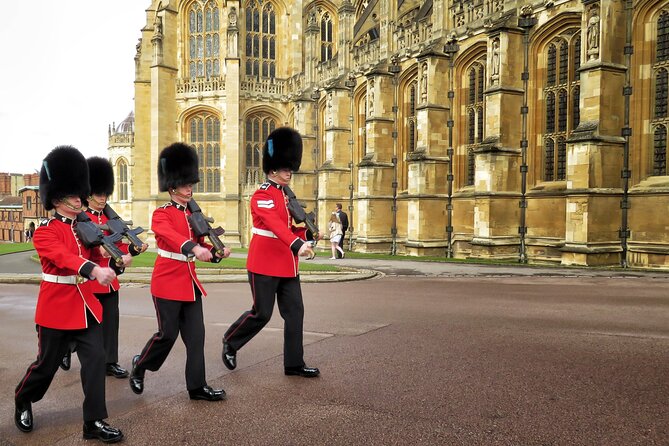 Windsor Castle Half Day Trip from London by Luxury Coach - The trip from Earl’s Court to Windsor