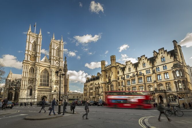 WW2 London Walking Tour & Churchill War Rooms Entrance Ticket - Westminster gives the war story a city setting